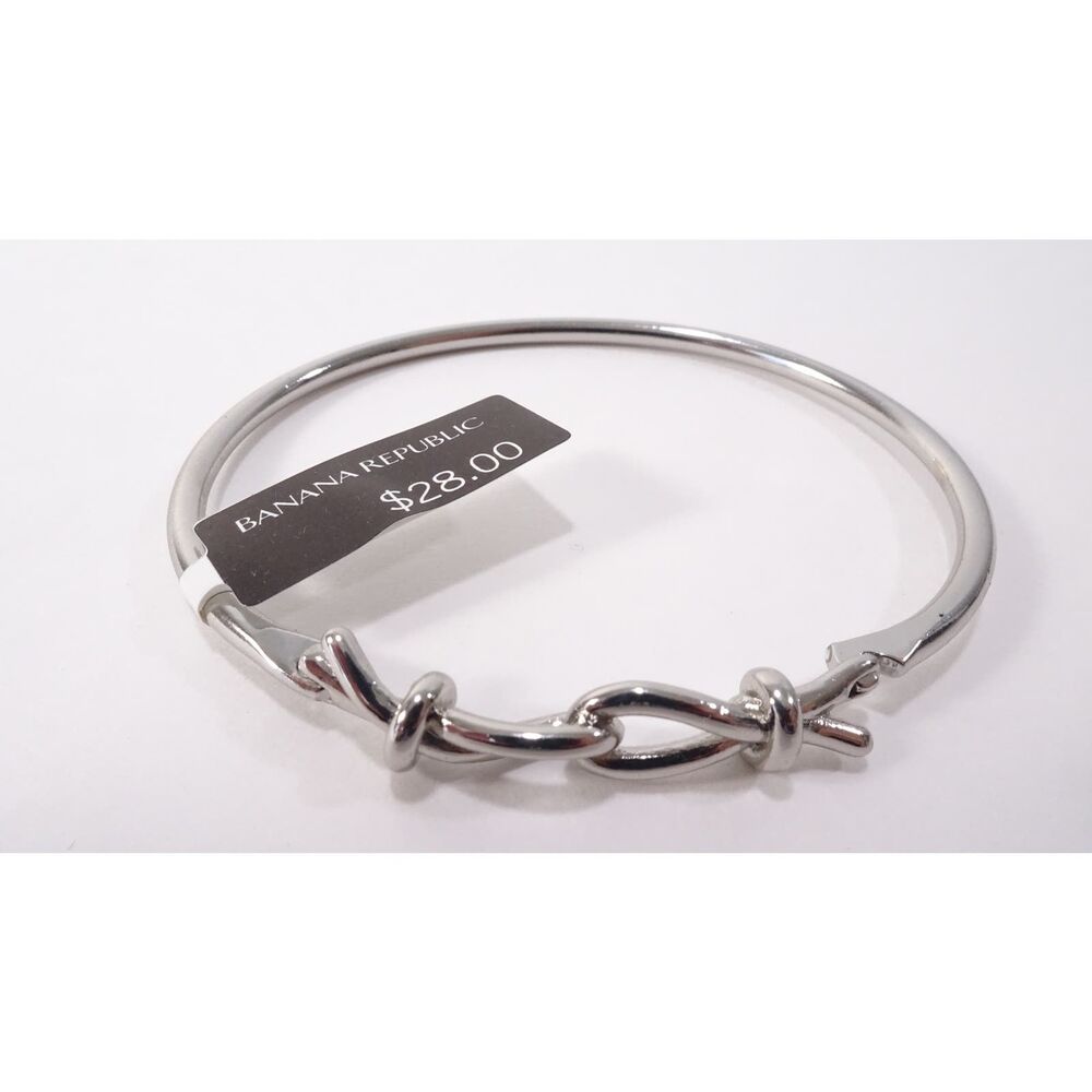 Banana Republic Women's Silver Love Knot Cuff BRacelet NWT 28